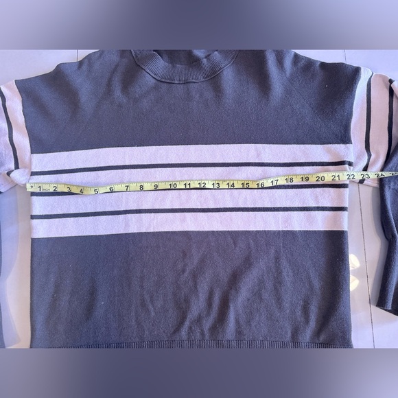 Black and White Women's Sweater Cardigan - Picture 8 of 8